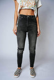 Free People Zuri Mom Jeans in Dusty Roads | Free People Zuri Mom Jeans in Dusty Roads | Clad & Cloth |  Bottom | Amazon | Instagram.